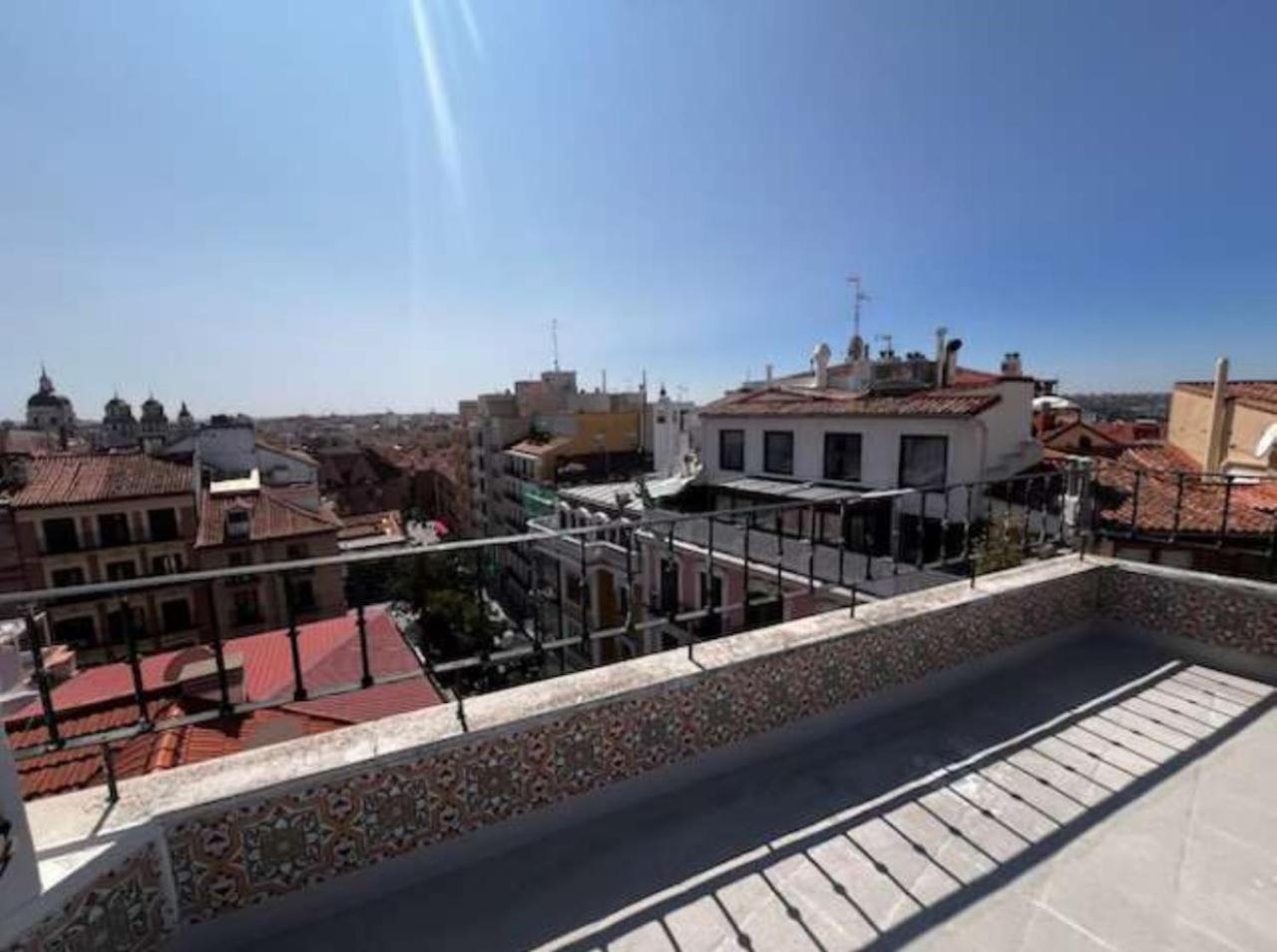 Apartamentos El Tiempo Madrid Eksteriør billede