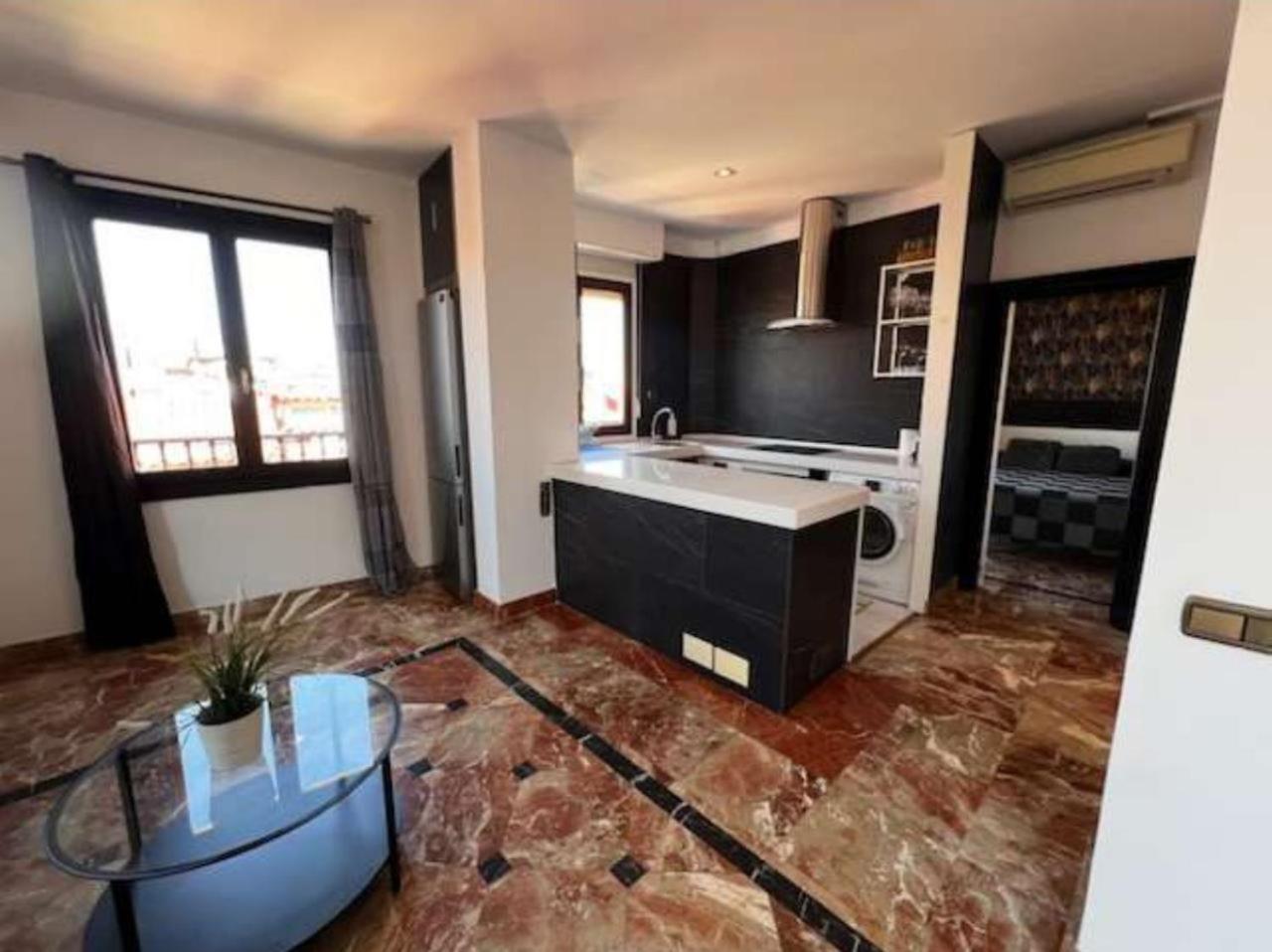 Apartamentos El Tiempo Madrid Eksteriør billede