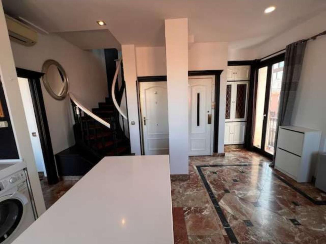 Apartamentos El Tiempo Madrid Eksteriør billede