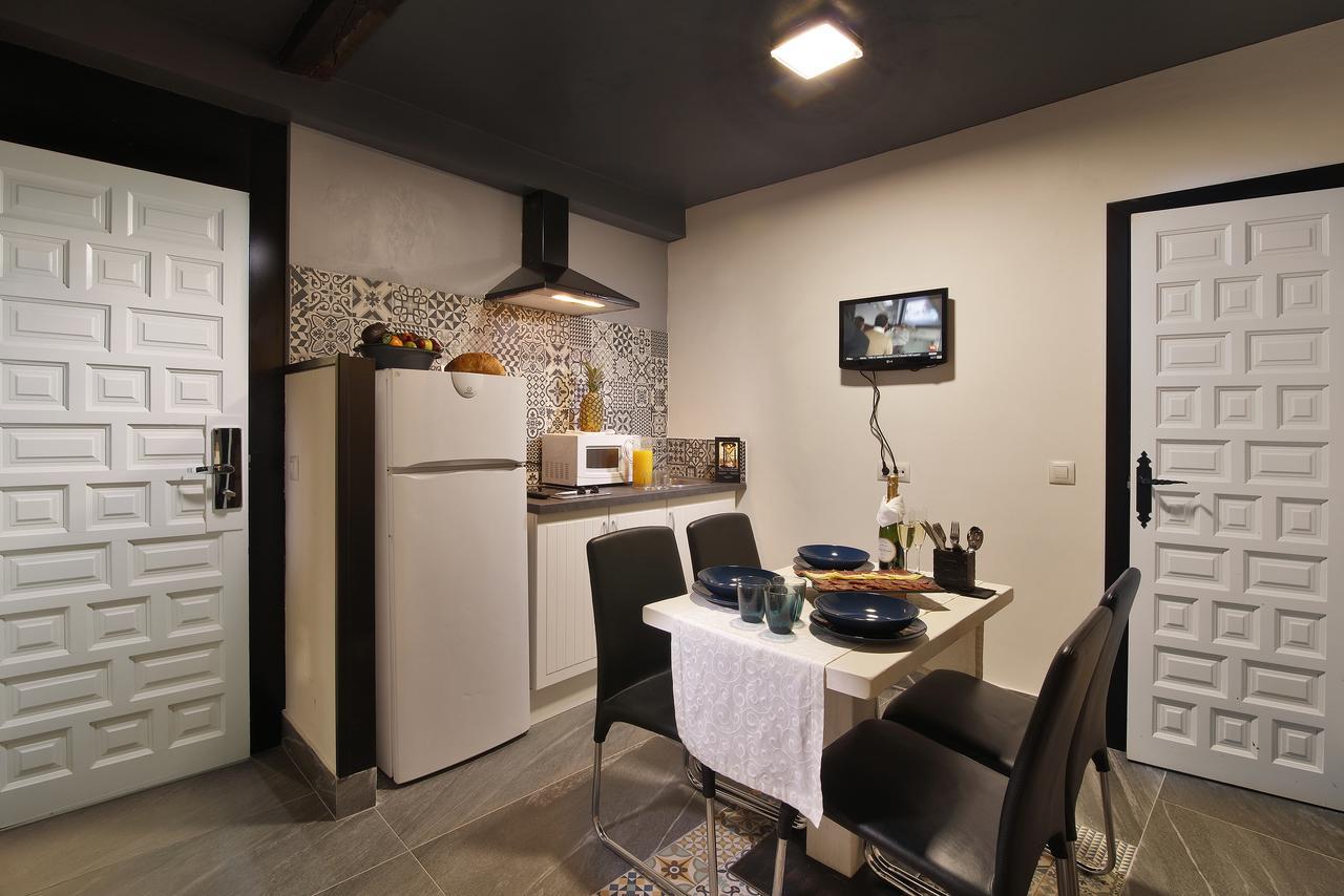 Apartamentos El Tiempo Madrid Eksteriør billede